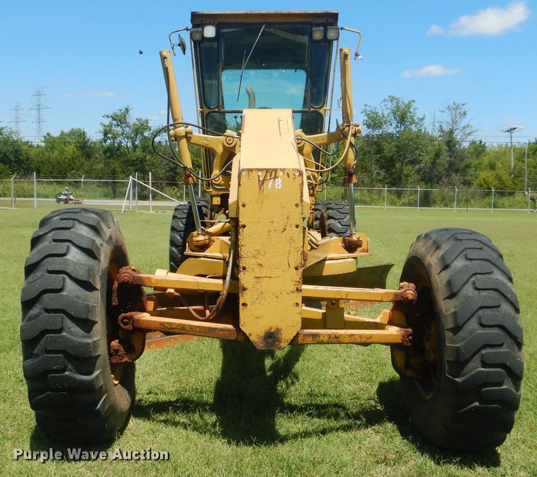 image for item HJ9892 1980 Caterpillar 12G  motor grader