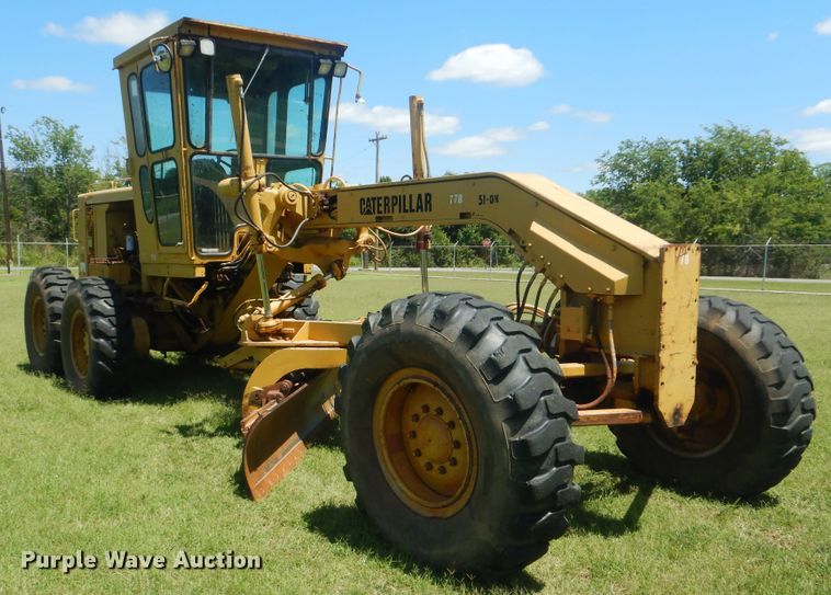 image for item HJ9892 1980 Caterpillar 12G  motor grader