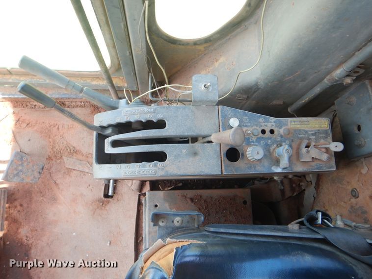 image for item HJ9892 1980 Caterpillar 12G  motor grader