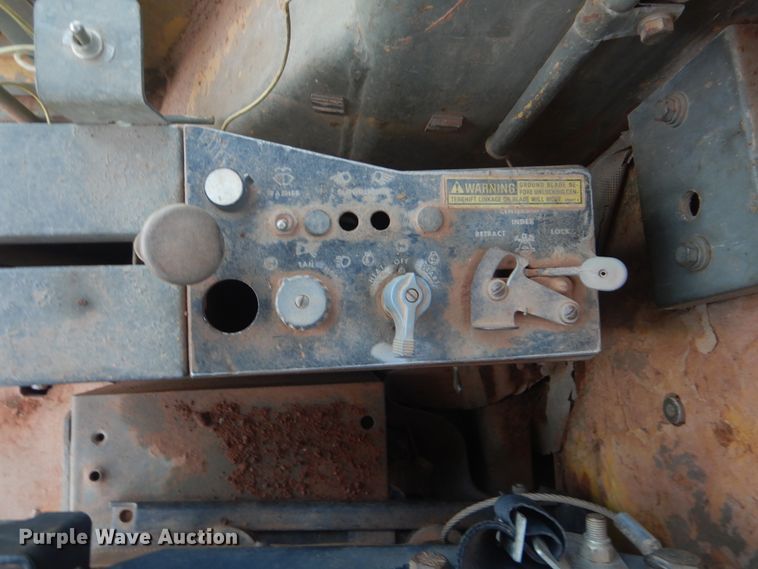 image for item HJ9892 1980 Caterpillar 12G  motor grader