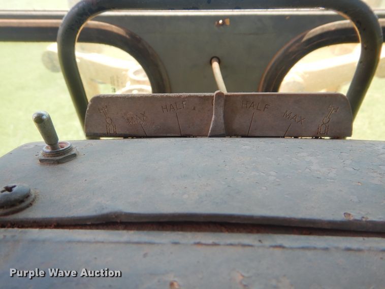 image for item HJ9892 1980 Caterpillar 12G  motor grader