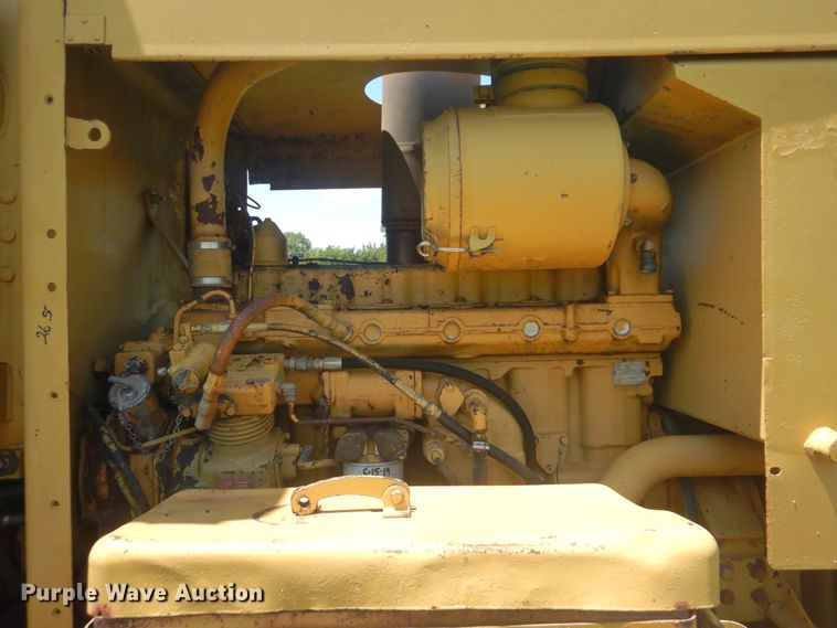 image for item HJ9892 1980 Caterpillar 12G  motor grader