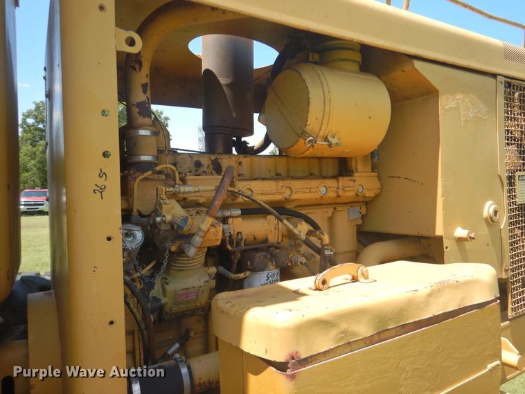 image for item HJ9892 1980 Caterpillar 12G  motor grader