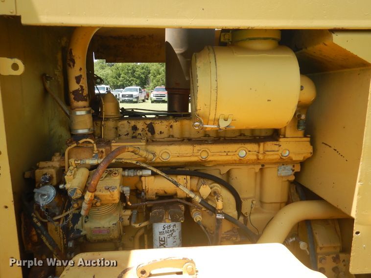 image for item HJ9892 1980 Caterpillar 12G  motor grader