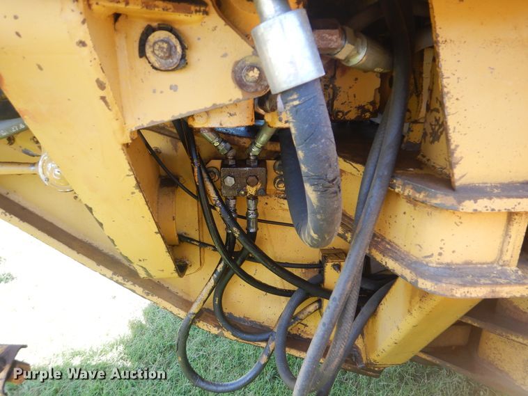 image for item HJ9892 1980 Caterpillar 12G  motor grader