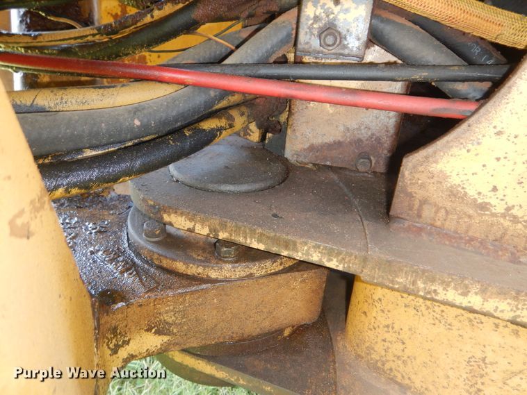 image for item HJ9892 1980 Caterpillar 12G  motor grader