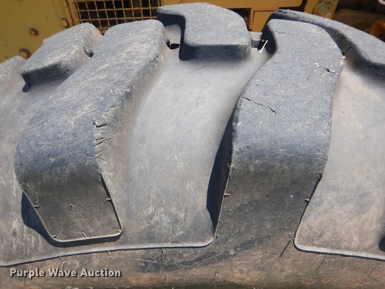 image for item HJ9892 1980 Caterpillar 12G  motor grader