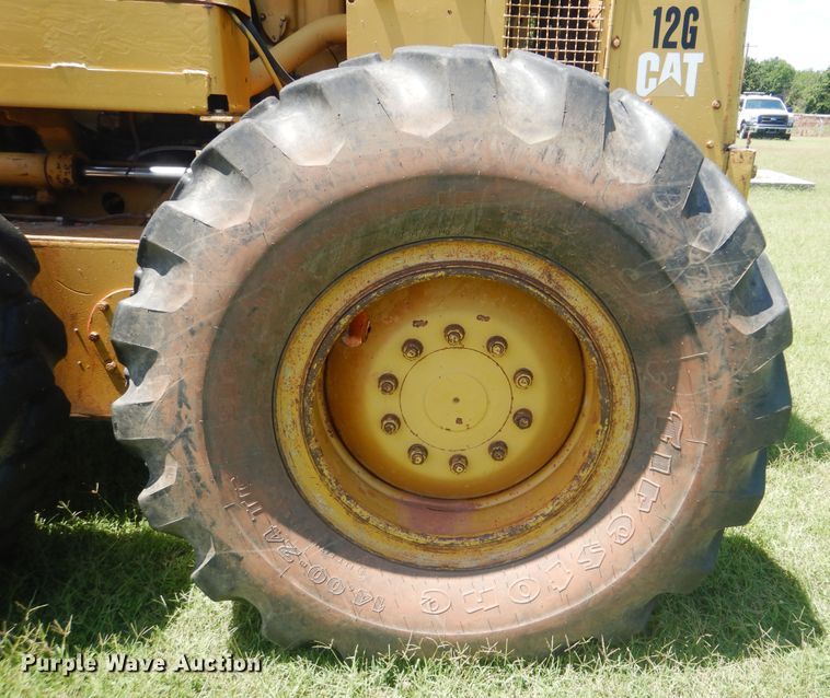 image for item HJ9892 1980 Caterpillar 12G  motor grader