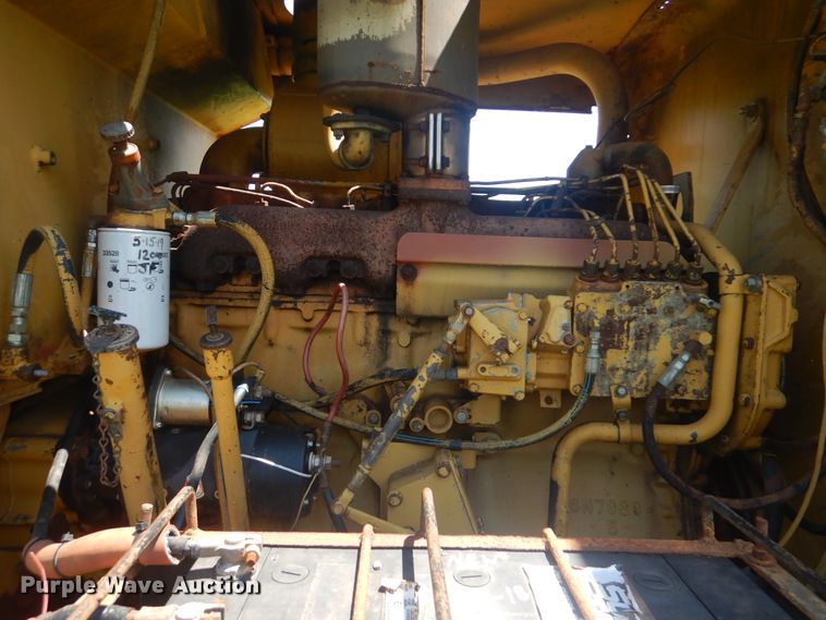 image for item HJ9892 1980 Caterpillar 12G  motor grader