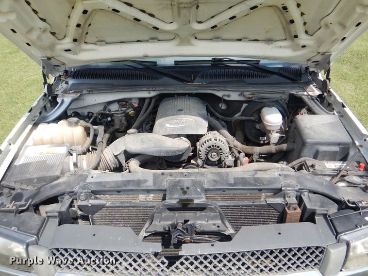 image for item HJ9893 2006 Chevrolet Silverado 1500  pickup truck