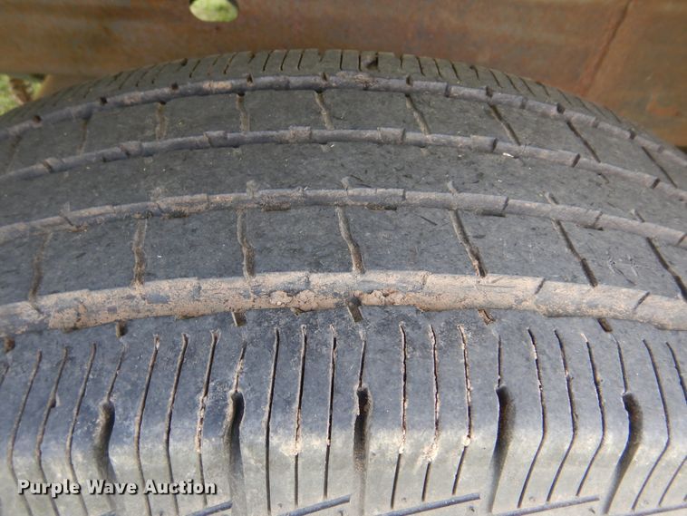 image for item HJ9893 2006 Chevrolet Silverado 1500  pickup truck