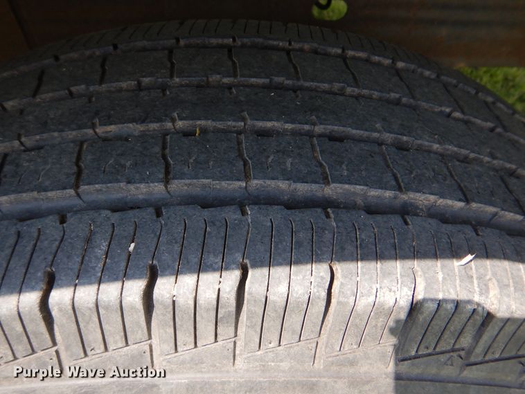 image for item HJ9893 2006 Chevrolet Silverado 1500  pickup truck