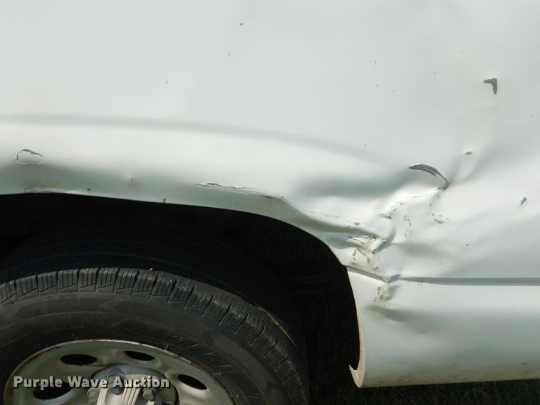 image for item HJ9893 2006 Chevrolet Silverado 1500  pickup truck