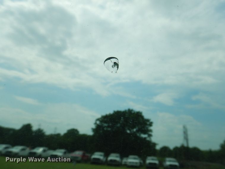 image for item HJ9894 2006 Ford F750 Super Duty  flatbed truck