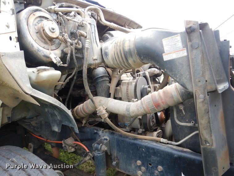 image for item HJ9894 2006 Ford F750 Super Duty  flatbed truck