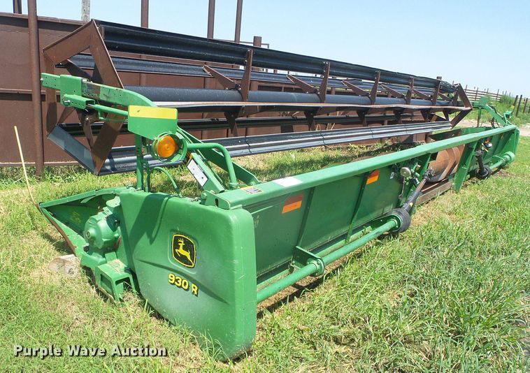 image for item DD0391 John Deere 930R rigid head