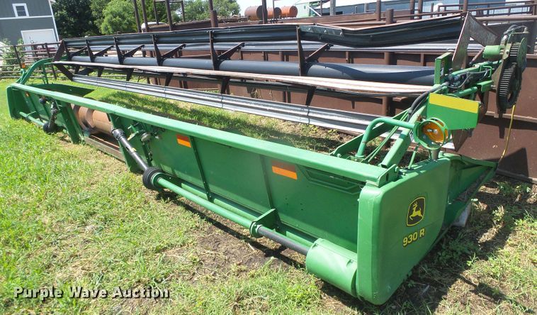 image for item DD0391 John Deere 930R rigid head