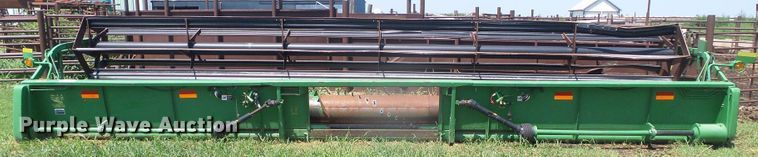 image for item DD0391 John Deere 930R rigid head