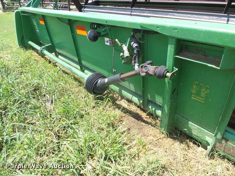image for item DD0391 John Deere 930R rigid head