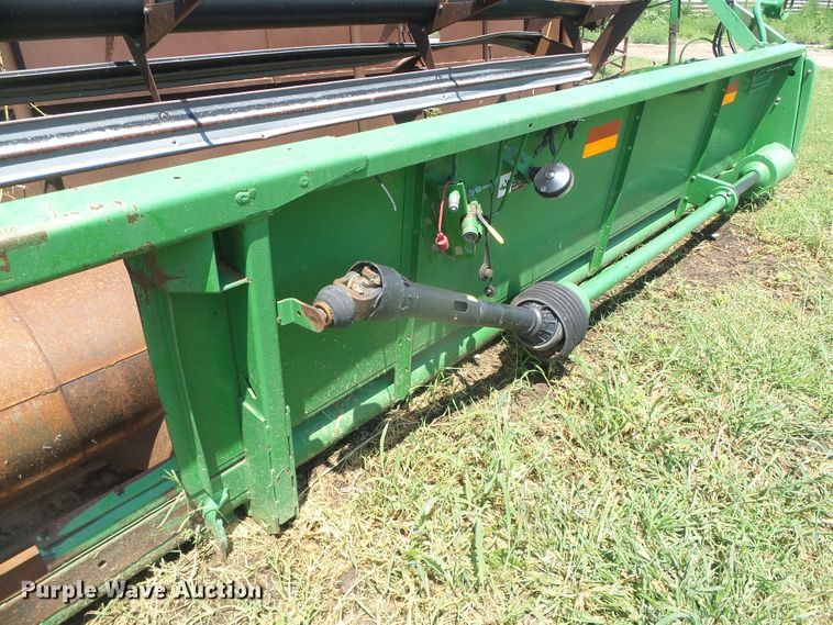 image for item DD0391 John Deere 930R rigid head