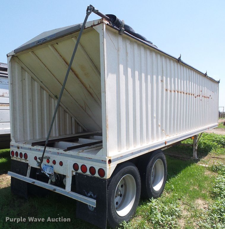 image for item DD0392 1999 shop built single hopper bottom grain trailer