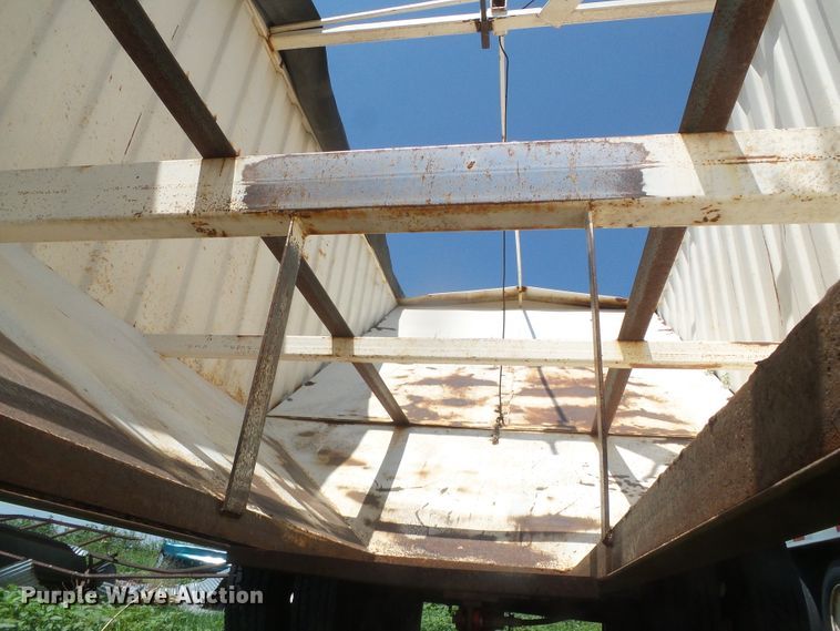 image for item DD0392 1999 shop built single hopper bottom grain trailer