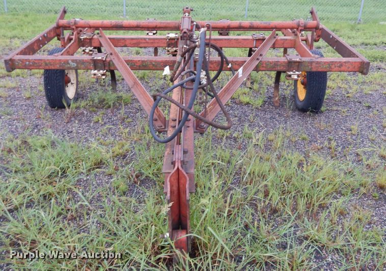 image for item DF5247 International 55 chisel