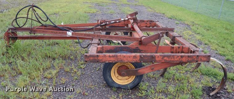 image for item DF5247 International 55 chisel