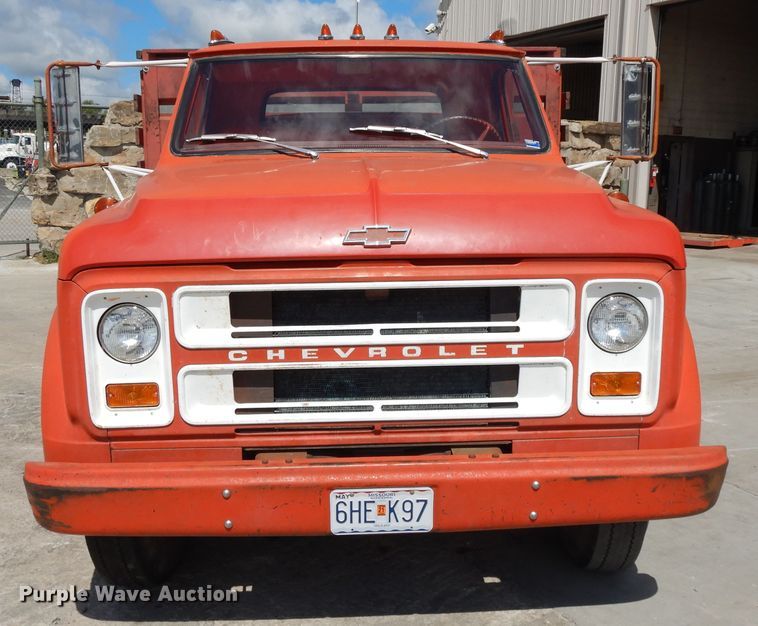 image for item DF5261 1967 Chevrolet 40  grain truck