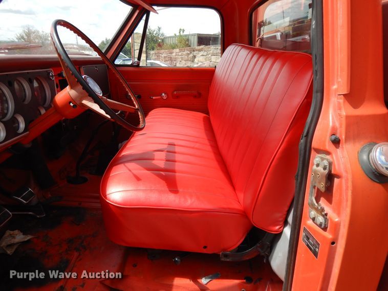 image for item DF5261 1967 Chevrolet 40  grain truck