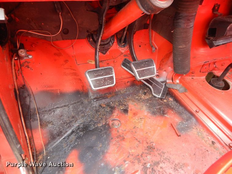 image for item DF5261 1967 Chevrolet 40  grain truck