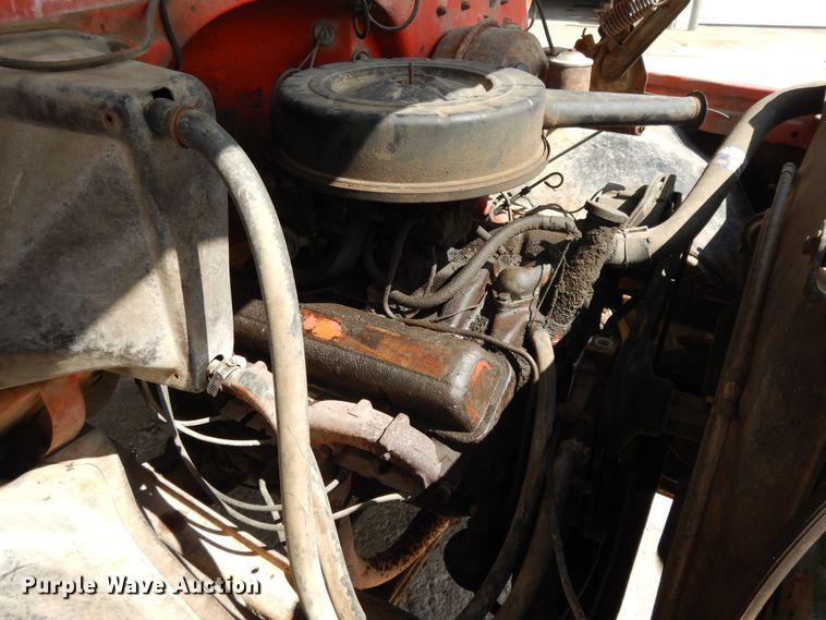 image for item DF5261 1967 Chevrolet 40  grain truck