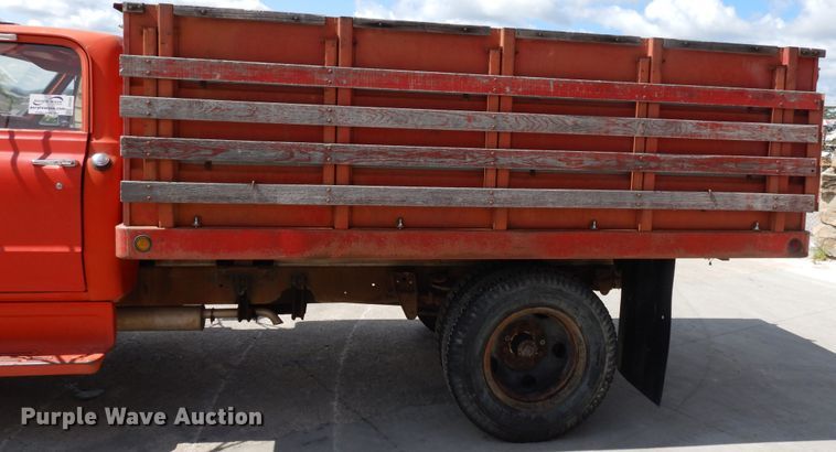 image for item DF5261 1967 Chevrolet 40  grain truck