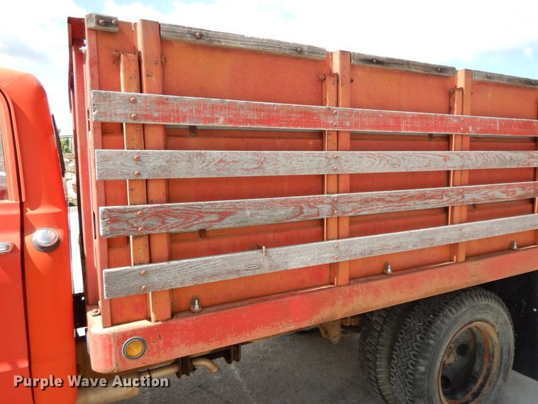 image for item DF5261 1967 Chevrolet 40  grain truck