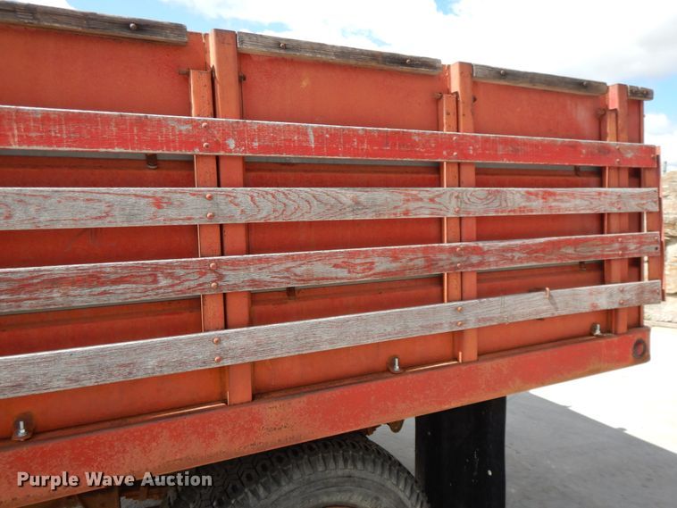 image for item DF5261 1967 Chevrolet 40  grain truck