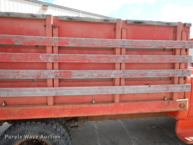 image for item DF5261 1967 Chevrolet 40  grain truck