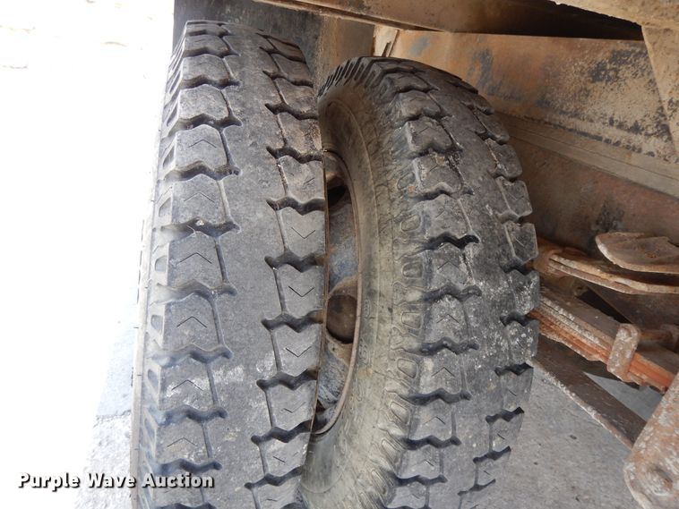 image for item DF5261 1967 Chevrolet 40  grain truck