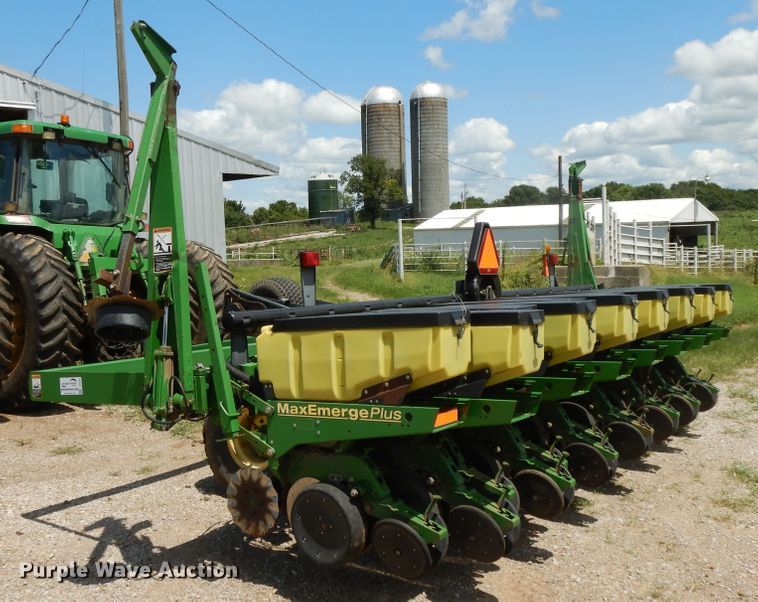 image for item DF5262 2004 John Deere 1780 no-till planter