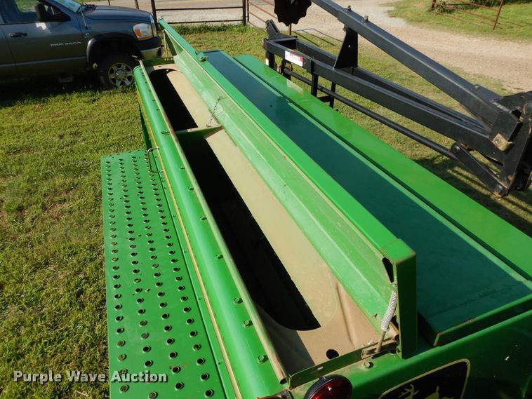 image for item DF5280 John Deere 455 grain drill
