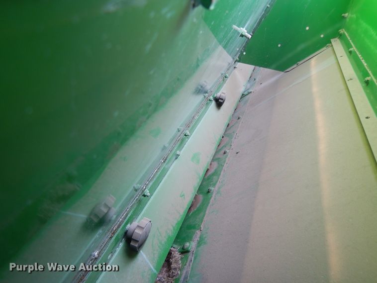 image for item DF5280 John Deere 455 grain drill