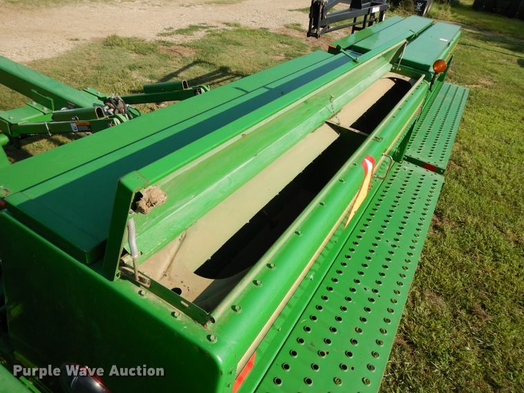 image for item DF5280 John Deere 455 grain drill