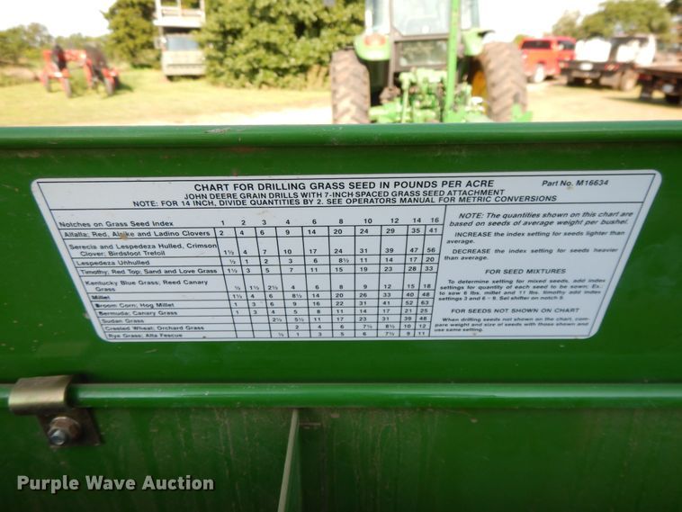 image for item DF5280 John Deere 455 grain drill