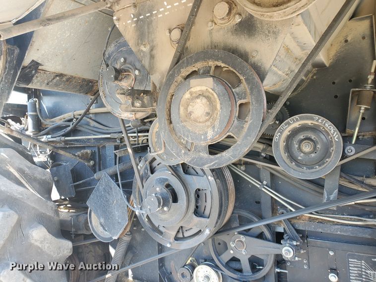 image for item DF5584 1994 Gleaner R62 combine