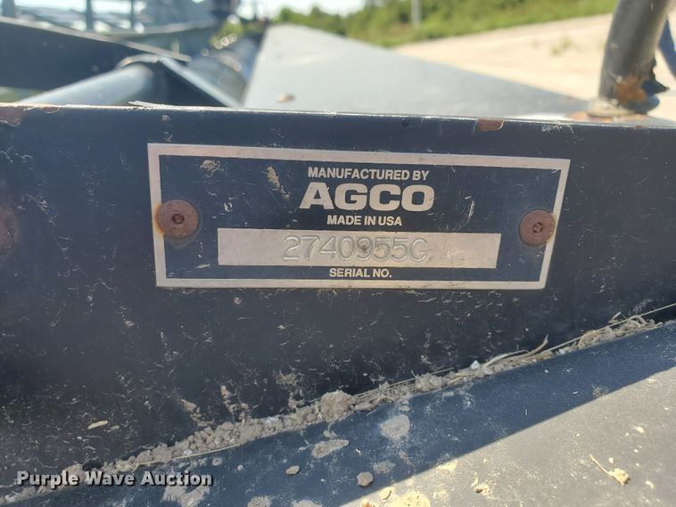 image for item DF5584 1994 Gleaner R62 combine