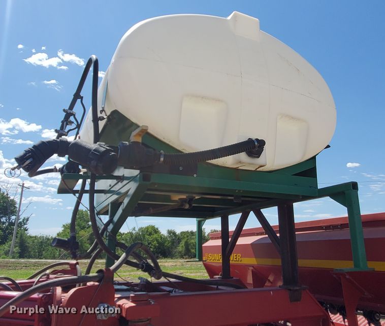 image for item DF7546 Sunflower 9433 grain drill