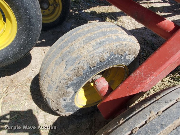 image for item DF7546 Sunflower 9433 grain drill