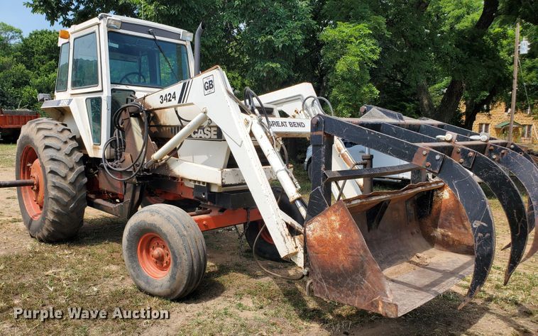 image for item DF7552 1983 Case 2090  tractor