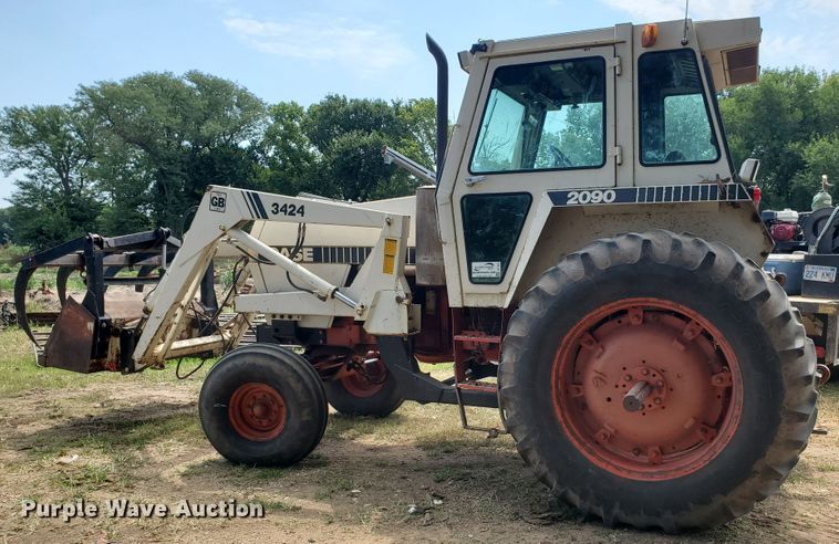 image for item DF7552 1983 Case 2090  tractor