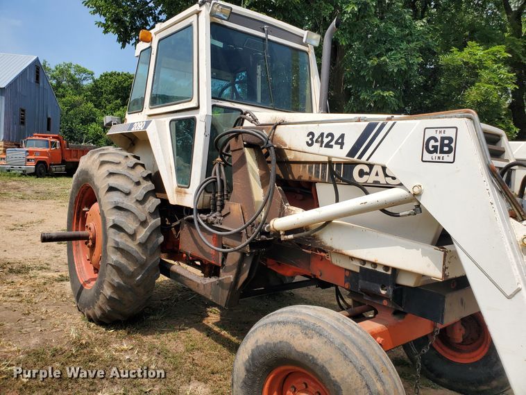 image for item DF7552 1983 Case 2090  tractor