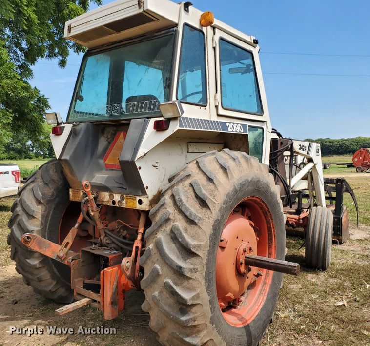 image for item DF7552 1983 Case 2090  tractor